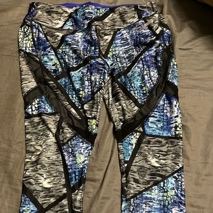 Eye catching Womens capri